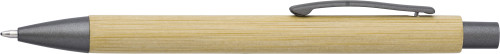 Penna av bambu och plast